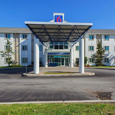 Motel 6-Whitby, On - Toronto East Exterior photo